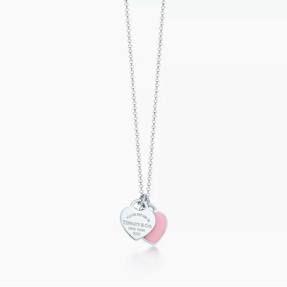 Tiffany & Co. Pink Double Heart Tag Pendant
in Silver, Mini